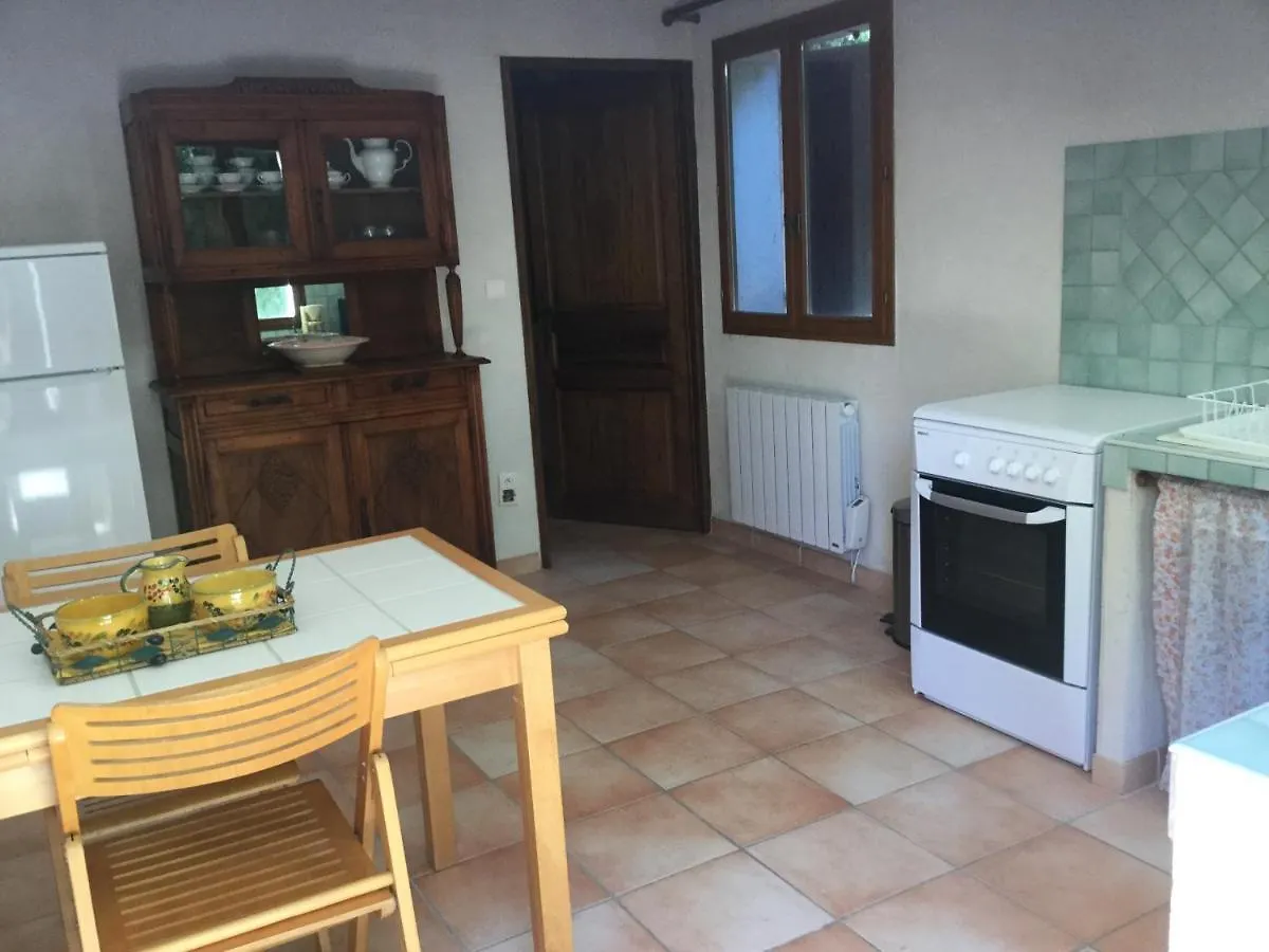 Apartment Appartement Dans Un Mas Provencal Istres