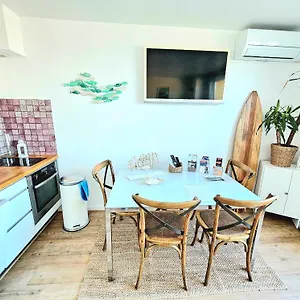 Appartement Superbe Avec Vue Et Terrasse, Sausset-les-Pins
